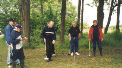 dm02p007.jpg (42121 bytes)