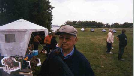 dm02p014.jpg (29687 bytes)